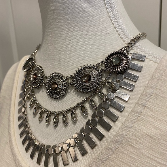 🤡BOGO🤡 Absolute Stunner of a NECKPIECE - Vintage, Unique, I Want It… - Picture 5 of 12